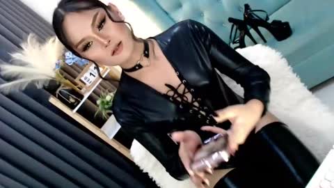 Cleo online show from 02.11.25