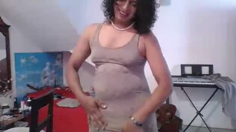 Cleopatra online show from 09.30.25