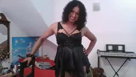 Cleopatra online show from 10.10.25