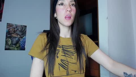 Snapshot of cleopatra_cute chatting on 01.18.25  Nicol  online show from 01.18.25