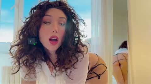 Snapshot of cleopatra_sinns chatting on 11.12.25 cleopatra_sinns online show from 11.12.25