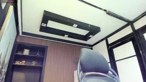 cleowhite_ online show from 03.13.26