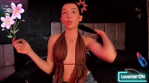 cleowhite_ online show from 03.17.26