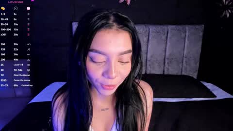 cleowhite_ online show from 03.20.26