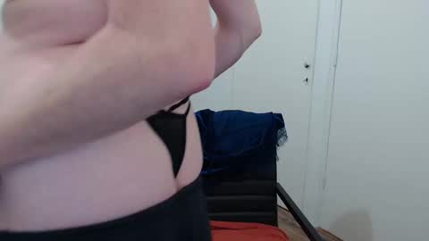 Snapshot of clittytastic chatting on 03.08.26 Syl online show from 03.08.26