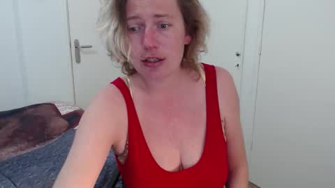 Snapshot of clittytastic chatting on 03.09.26 Syl online show from 03.09.26