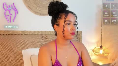 Snapshot of cloe_25 chatting on 11.02.25 cloe_25 online show from 11.02.25