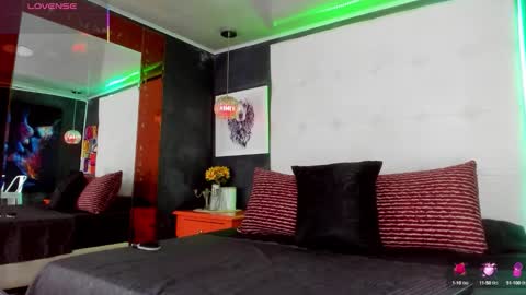 ---Cloe--- online show from 09.26.25