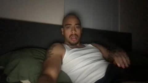 closedcasketcouple online show from 03.10.26