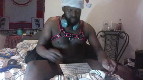 Snapshot of cloudman11 chatting on 12.12.24  Sir online show from 12.12.24