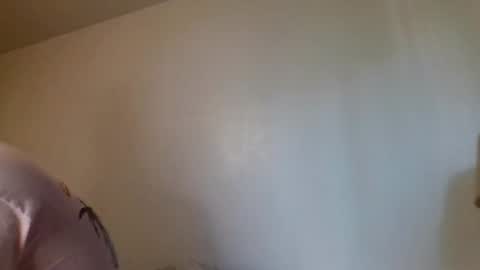 Snapshot of cloudyydayzz chatting on 03.28.26 tallhungandcloudy online show from 03.28.26