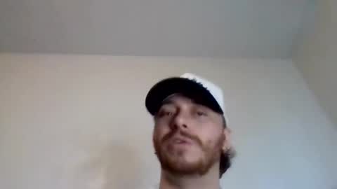 Snapshot of cloudyydayzz chatting on 03.29.26 tallhungandcloudy online show from 03.29.26