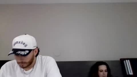 Snapshot of cloudyydayzz chatting on 04.24.26 tallhungandcloudy online show from 04.24.26