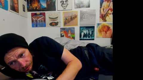 cloudyystarr666 online show from 02.01.26