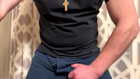 clovershit1 online show from 11.30.25