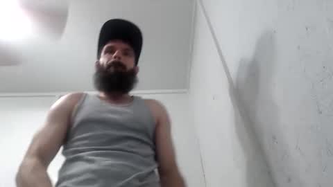 Snapshot of clubb86 chatting on 05.18.26 Maxxdieselx69 online show from 05.18.26