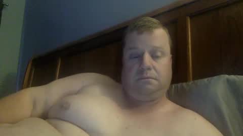 Snapshot of cmachen chatting on 12.01.24 cmachen online show from 12.01.24