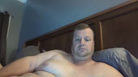 Snapshot of cmachen chatting on 11.22.25 cmachen online show from 11.22.25