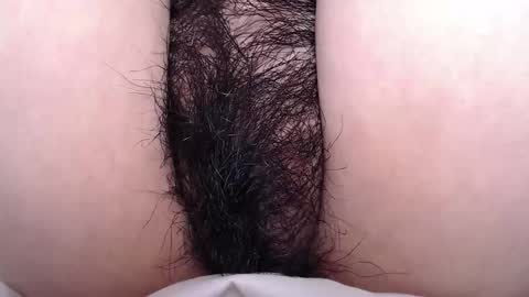 Snapshot of cnsgrbb chatting on 10.28.25 JOIN CHATURBATE BY USING THIS AFFILIATE LINK online show from 10.28.25