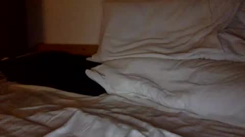 Snapshot of coast_surfer chatting on 12.21.25 Pleasure Coast online show from 12.21.25