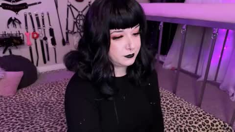 Coco Deville online show from 11.29.25