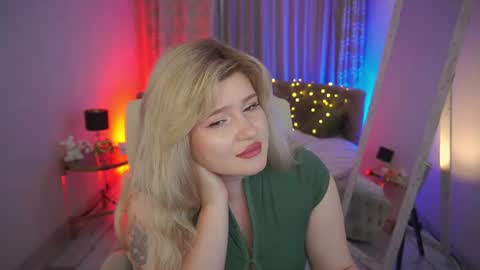 Snapshot of cocosecretss chatting on 07.14.26 onlyfans amyleyy online show from 07.14.26