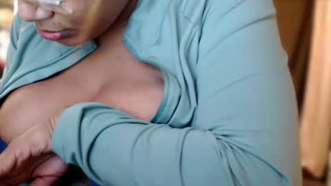 Big Titty Leara online show from 11.07.25