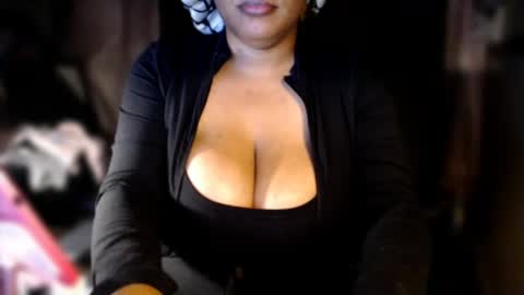 Big Titty Leara online show from 07.04.26