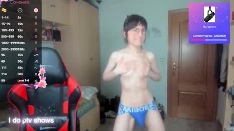 Snapshot of codyshome chatting on 11.10.25 Cody Bryan Maverick online show from 11.10.25