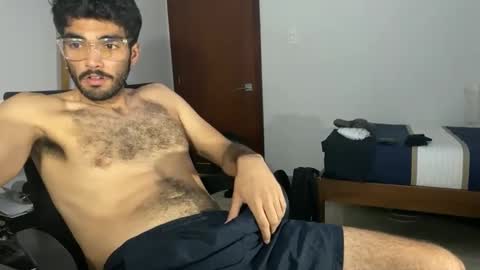 Snapshot of cogito3rgocum chatting on 09.27.25 danhung online show from 09.27.25