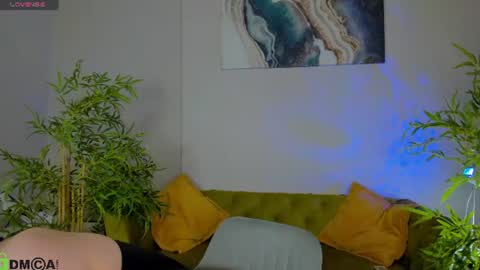 Snapshot of colleen_blake chatting on 06.15.26 Collen Mon Tue Wed Thu Fri GMT 3 0300am - 0900am online show from 06.15.26