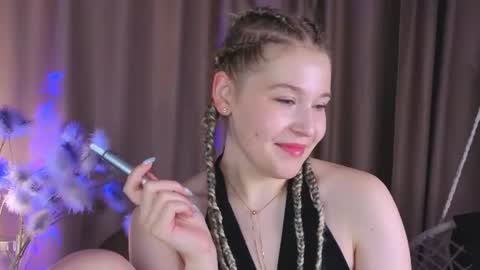 Collen Mon Tue Wed Thu Fri GMT 3 0300am - 0900am  online show from 07.22.26