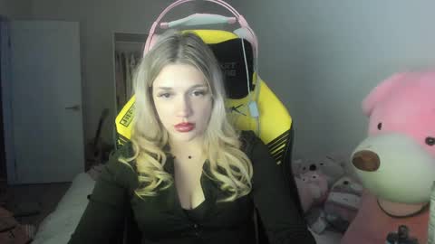 BELLA online show from 05.02.26