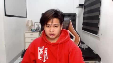 Snapshot of college_thai88 chatting on 01.12.25 Victor Grey online show from 01.12.25