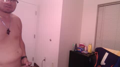 Snapshot of collegeboy2025 chatting on 11.08.25 collegeboy2025 online show from 11.08.25