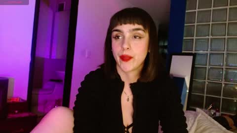 Snapshot of collette_beaufoy chatting on 12.07.24 Collette online show from 12.07.24