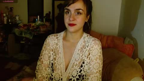 Snapshot of collette_beaufoy chatting on 09.30.25 Collette online show from 09.30.25