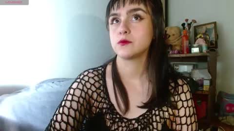 Snapshot of collette_beaufoy chatting on 10.21.25 Collette online show from 10.21.25