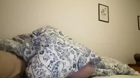 Snapshot of color233 chatting on 03.08.25 color233 online show from 03.08.25