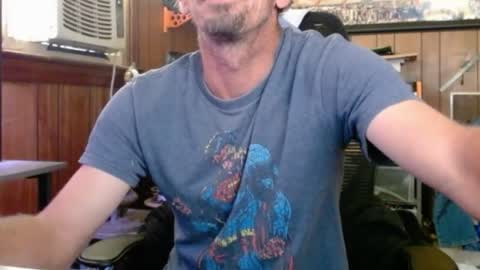 Snapshot of comic_king27 chatting on 06.19.26 Nelson or ComicKing and sometime Peachy143 online show from 06.19.26