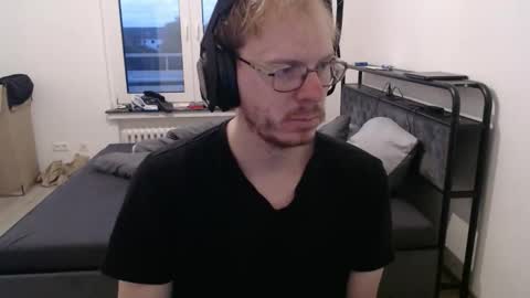 commanderchip online show from 10.25.25