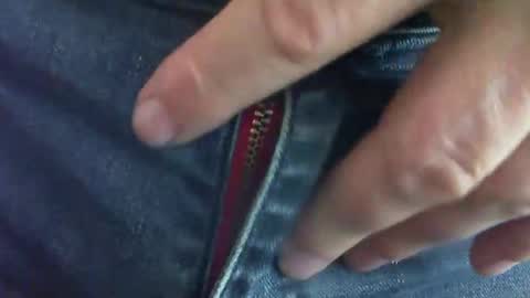 Snapshot of comox1961 chatting on 12.04.24 comox online show from 12.04.24