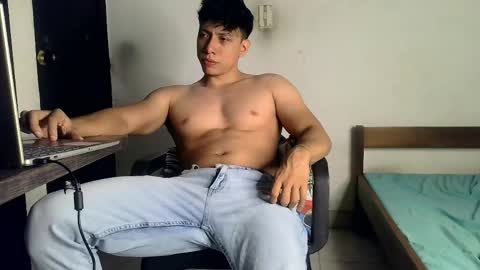 Snapshot of conde2710 chatting on 05.27.26 ELCONDE online show from 05.27.26