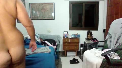 Snapshot of conejero_37 chatting on 01.11.26 Jesus online show from 01.11.26