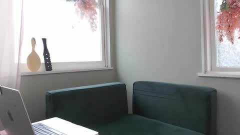 ANR Mommy online show from 12.14.25