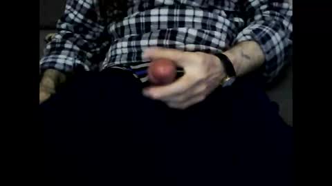 Snapshot of continuosejack chatting on 10.12.25 man squirting online show from 10.12.25