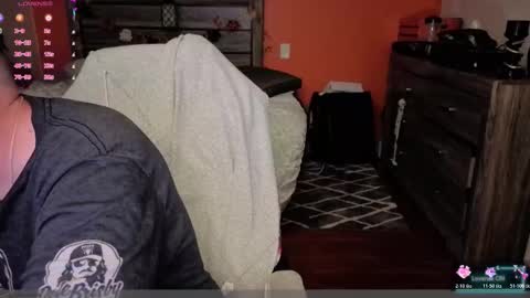 Snapshot of conversationalistx chatting on 10.22.25 only fans and more online show from 10.22.25