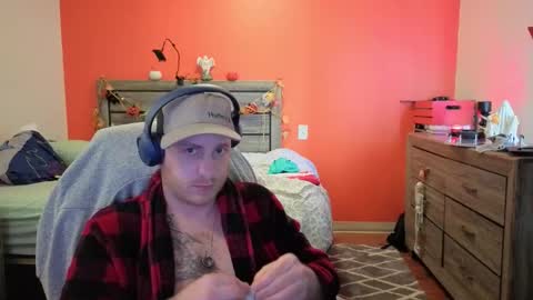 Snapshot of conversationalistx chatting on 10.29.25 only fans and more online show from 10.29.25