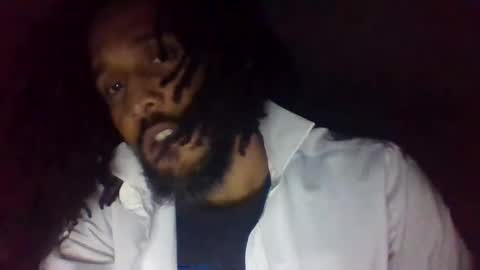 Snapshot of convertibl chatting on 01.05.25 convertibl online show from 01.05.25