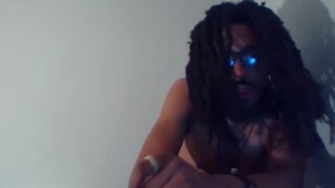 Snapshot of convertibl chatting on 04.02.26 convertibl online show from 04.02.26